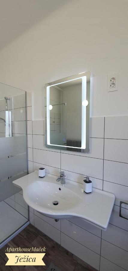 Apartament Aparthouse Macek Lublana Zewnętrze zdjęcie